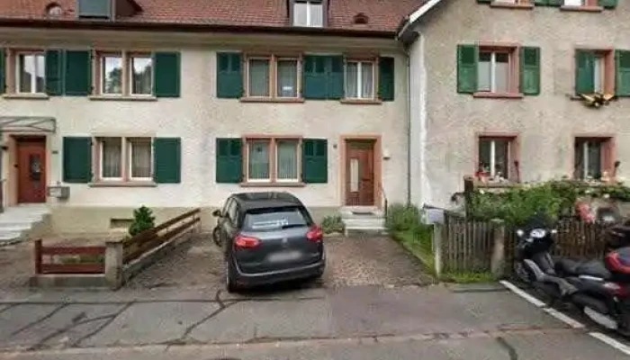 Rusty -  Renz Motorcycles Street View 360deg Fotos - Pratteln