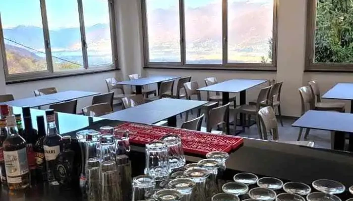Snack Bar Pizzeria Village -  Alle - Cadenazzo