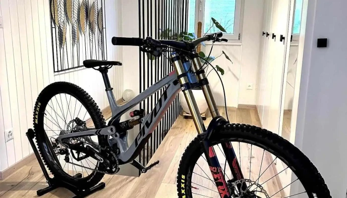 Specialized Fribourg -  Innenansichten - Fribourg