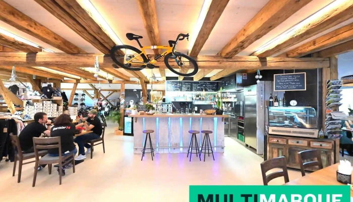 Sportster24 -    Fahrradwerkstatt Veloladen I Velomechaniker Zurich Innenansichten - Uitikon