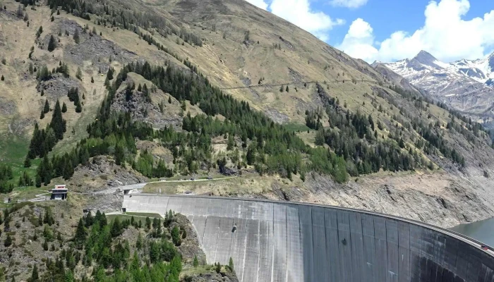 Staumauer -    Lago Di Luzzone Blenio - Blenio