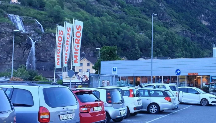 Supermercato Migros -    Biasca Jetzt Geoffnet - Biasca