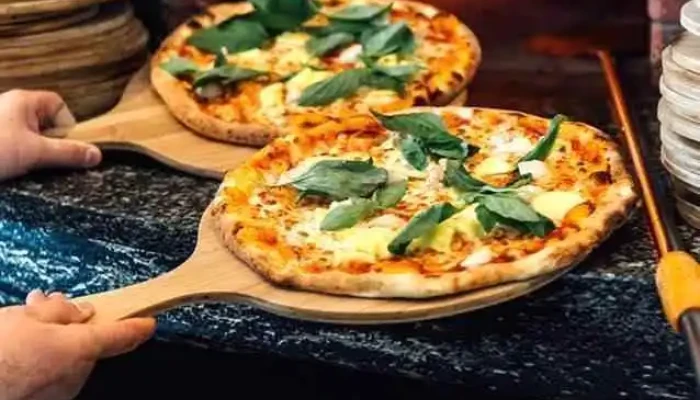 Taverna Hotel Restaurant -  Essen Und Trinken - Tafers