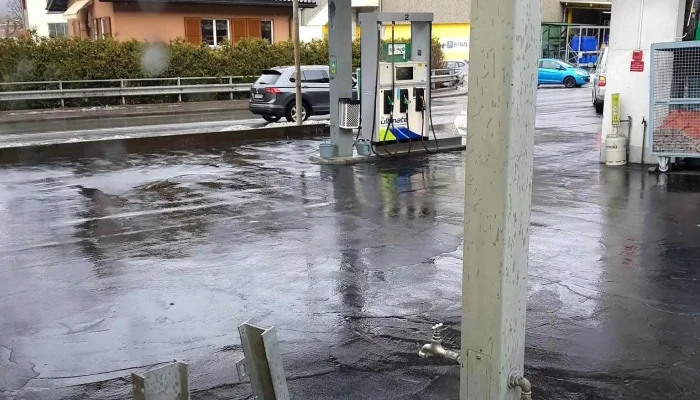 Tayas Auto Innenansichten - Cadenazzo