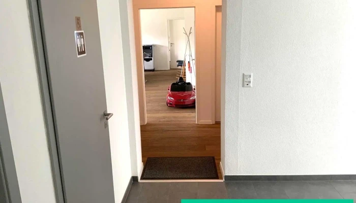 Tesla4all -  Innenansichten - Murten