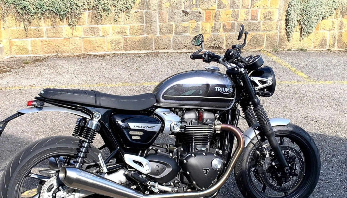 Triumph Fribourg -  Motorradhandler - Sâles