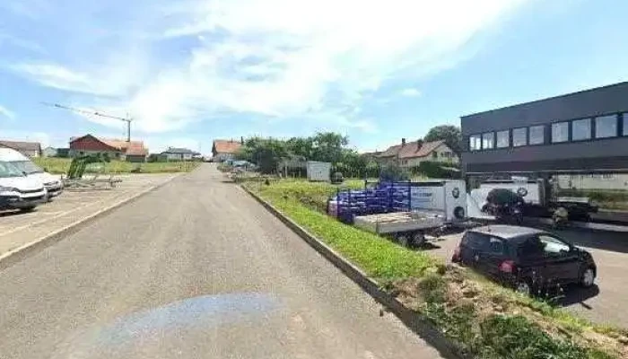 Triumph Fribourg -  Street View 360deg Fotos - Sâles