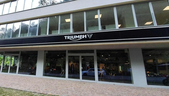 Triumph Lugano -  Fotos - Lamone