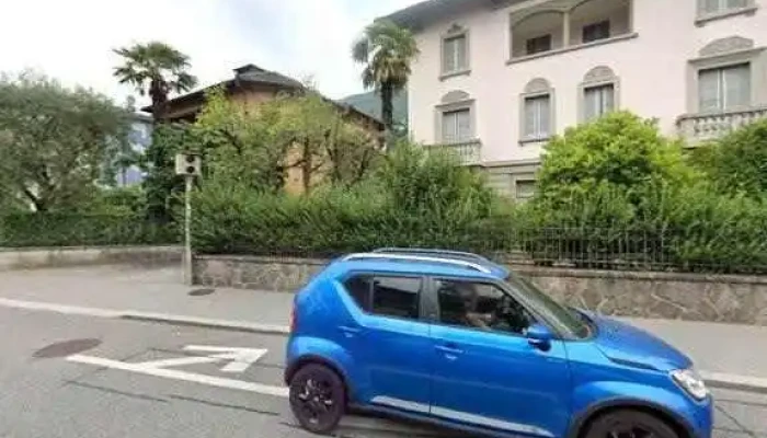 Valutazione Auto Ritiro Compro Auto In Contanti Street View 360deg Fotos - Locarno