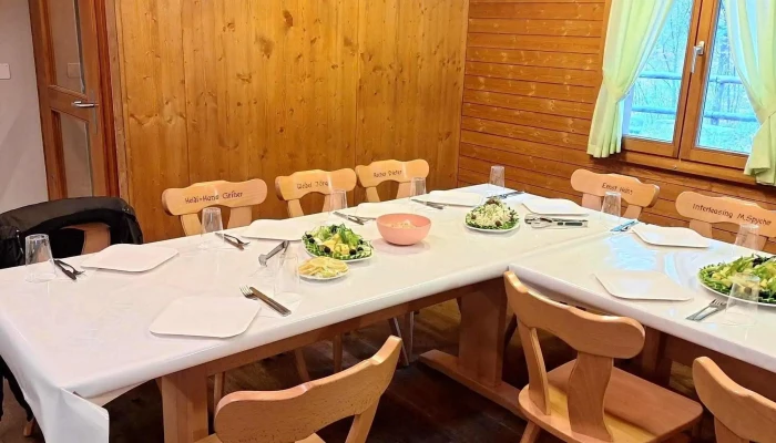 Waldhutte Edleten Burgergemeinde Lausen Alle - Lausen